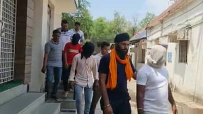 Chandrapur Murder : आईचे अनैतिक संबंधात बिनसले, मुलाने प्रियकरालाच संपवले; चंद्रपूरमध्ये हत्या करुन तरुणाला पडक्या इमारतीत फेकले