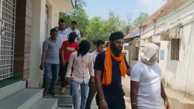 Chandrapur Murder : आईचे अनैतिक संबंधात बिनसले, मुलाने प्रियकरालाच संपवले; चंद्रपूरमध्ये हत्या करुन तरुणाला पडक्या इमारतीत फेकले