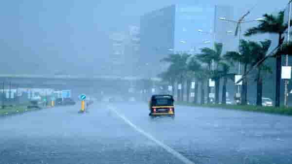Mumbai : मुंबईत मुसळधार पावसाची शक्यता, हवामान खात्याचा ‘यलो अलर्ट’