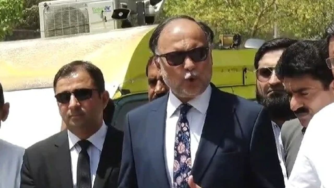 Video: चहा कमी प्या; पाकिस्तानच्या मंत्र्यांचं नागरिकांना अजब आवाहन, कारण ऐकून तुम्हीही हसाल!