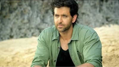 Hrithik Roshan: हृतिक रोशनच्या कुटुंबावर कोसळला दु:खाचा डोंगर; अत्यंत जवळच्या व्यक्तीचं निधन