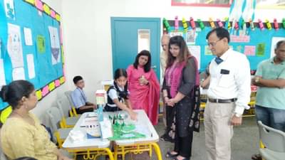 कोविडनंतर पहिल्यांदाच सरस्वती इंग्रजी माध्यम शाळेत विज्ञान प्रदर्शन; नौपाड्यात विद्यार्थ्यांनी सादर केले विज्ञानाचे प्रयोग