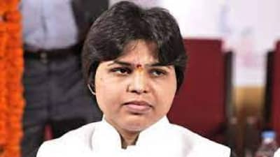 शनिशिंगणापूरला जाताय तर आता 500 रुपयांची पावती करा; भूमाता ब्रिगेडचा निर्णयाला विरोध; निर्णय मागे घेण्याची विनंती