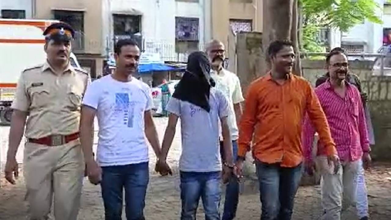 Mumbai Crime : गोरेगावमध्ये मालकाच्या घरात लाखोंची चोरी करणाऱ्या नोकराला दिंडोशी पोलिसांकडून अटक