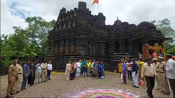 Ambernath Mahadarshan : एमटीडीसीच्या महादर्शन उपक्रमाची सुरुवात, महादर्शन उपक्रमांतर्गत अंबरनाथच्या शिवमंदिराचं दर्शन