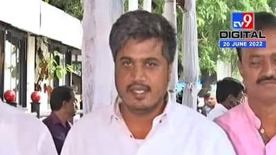 Eknath Shinde : सरकार धोक्यात? या प्रश्नावर रोहित पवारांचं मोठं विधान, म्हणतात...ते