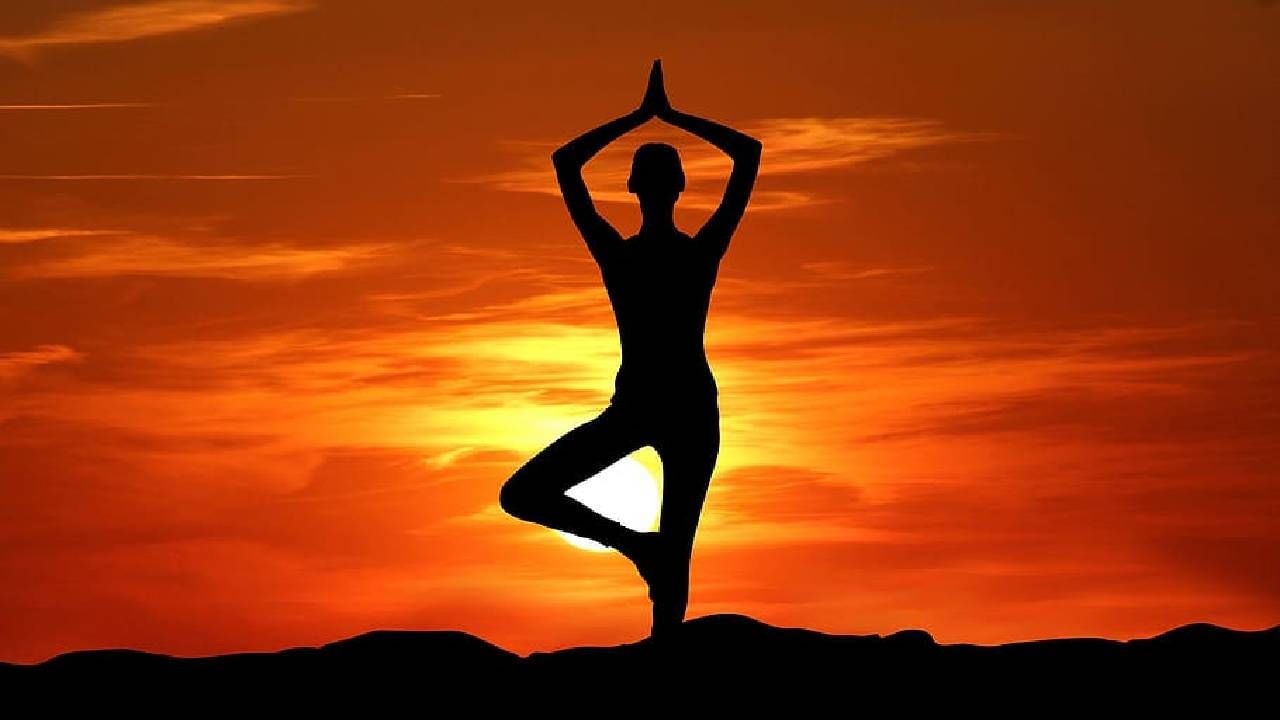 International Yoga Day 2022: नियमित योगासने केल्यास 15 आजारांचा धोका कमी होतो, वाचा अत्यंत महत्वाचे!