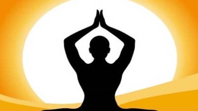 योगायोग नव्हे, योगाने साधला व्यावसायिक योग! योगा बनला तगडा ब्रँड