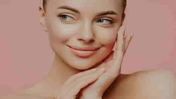 Orange Peel For Skin: मुरुमांनी झालात हैराण ? वापरून पहा संत्र्याच्या सालीचा फेसपॅक