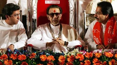 Eknath Shinde vs Uddhav thackeray:शिवसेना आक्रमक ही प्रतिमा गमावते आहे का? स्वत:च्याच कसोटीवर पक्ष कमकुवत झालाय का?सत्तेची नाही वर्चस्वाची लढाई?