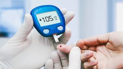 Diabetes Care : रक्तातील साखर नियंत्रणात ठेवण्यासाठी प्या ही 5 डिटॉक्स ड्रिंक्स