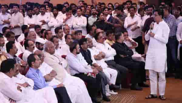 Eknath Shinde vs Thackeray Government : राष्ट्रवादी कॉंग्रेसचे महत्त्वाते नेते ट्रायडेंट हॉटेलमध्ये दाखल, मोठा निर्णय होण्याची शक्यता