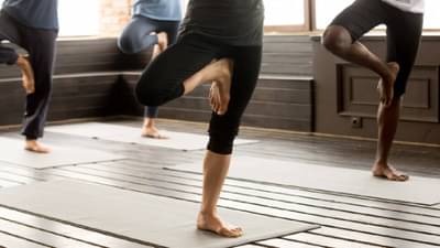 Home remedies: ऑफिसमध्ये जास्त वेळ एकाच जागी बसल्याने पायांना सूज येते, वापरून पहा ‘हे’ घरगुती उपाय!