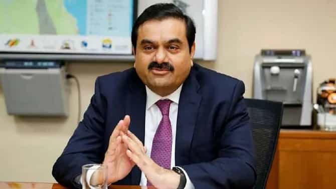 गौतम अदाणी यांच्या 60 व्या वाढदिवसानिमित्त अदाणी कुटुंबाकडून 60,000 कोटी रुपयांची देणगी, आरोग्यसेवा, शिक्षण आणि कौशल्य विकासासाठी उपयोग होणार