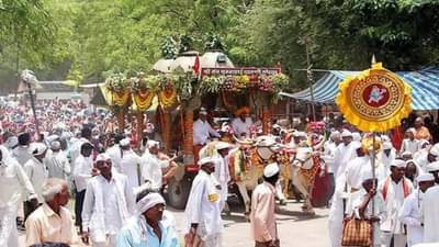 Pandharpur wari: संत मुक्ताईंच्या पालखीचे बीड नगरीत आगमन