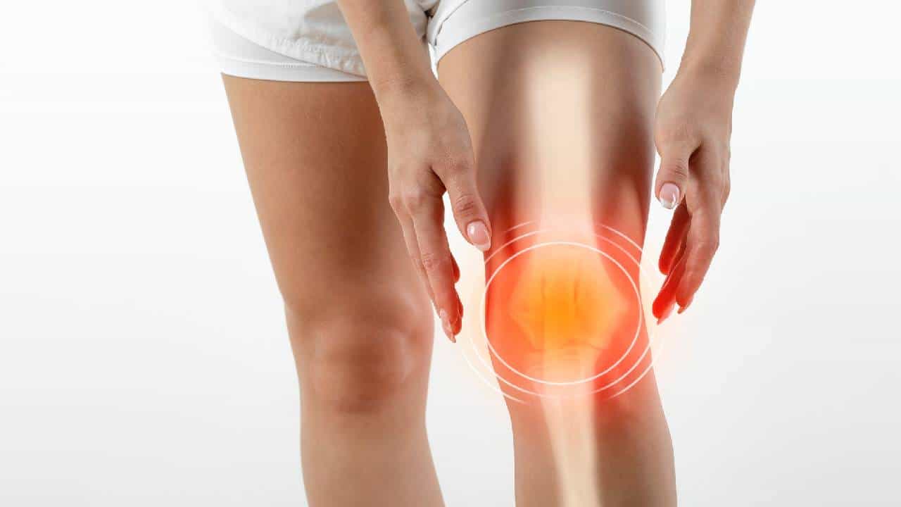 ‘या’ गोष्टी रोज खाल्ल्याने, तुमची हाडे होतील मजबूत; जाणून घ्या, हाडांच्या आरोग्यासाठी कोणते अन्नपदार्थ ठरू शकतात वरदान!