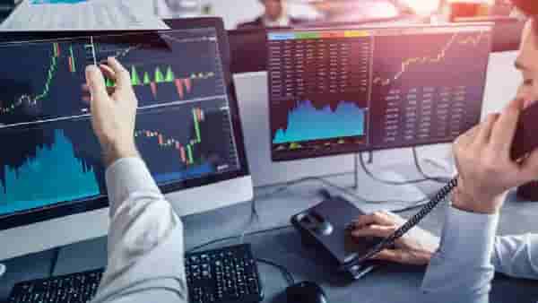 Stock market investment : कोल इंडियाला अच्छे दिन शेअर्समध्ये तेजी; काळ्या हिऱ्यातील गुंतवणूक ठरू शकते फायदेशीर!