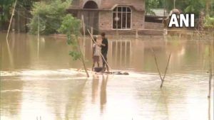 Assam Flood 2022 : आसाममध्ये पुराचा हाहाकार ... 32 मधील 30 जिल्हे पूरग्रस्त.. आतापर्यंत किमान 108 जण मृत्युमुखी