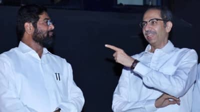 CM Uddhav Thckeray : हिंमत असेल तर स्वत:च्या बापाच्या नावाने मतं मागा, बाळासाहेबांचं नाव वापरणाऱ्यांना उद्धव ठाकरेंनी खडसावलं