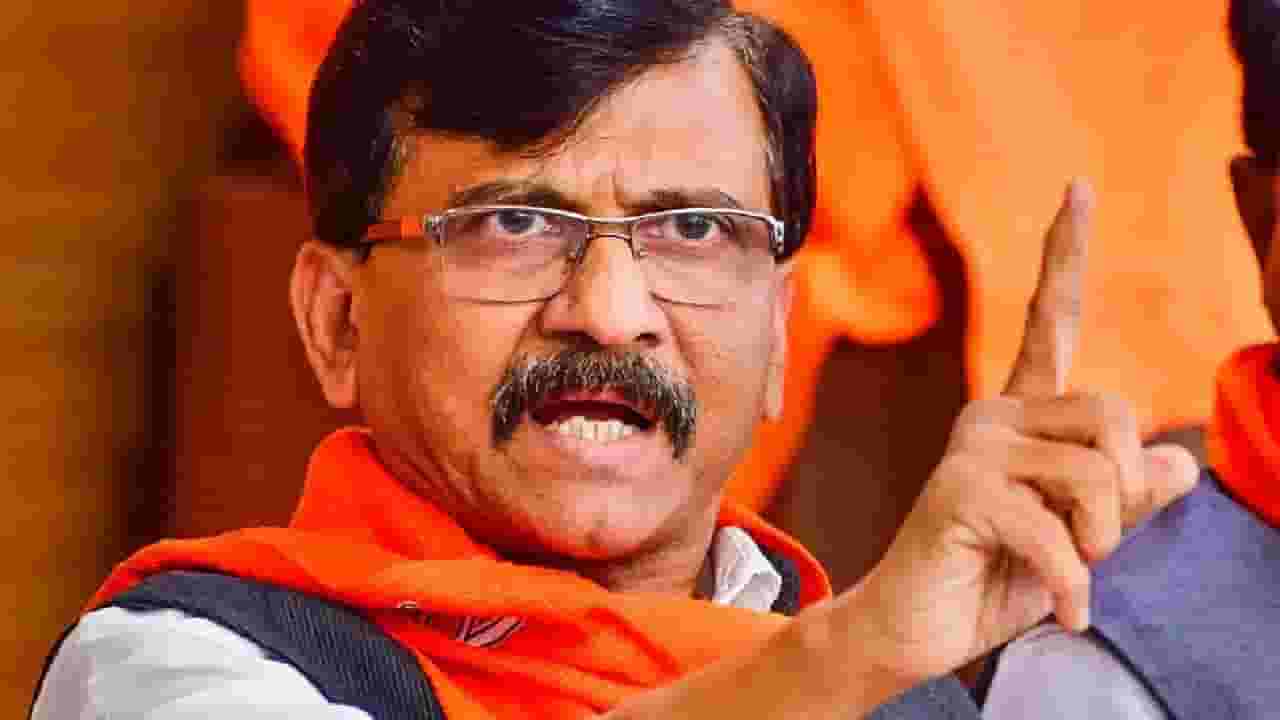 Video : आता आमच्यासाठी सगळं आभाळ खुलंय, शिवसेना अख्ख आकाश कवेत घेणार- राऊत Video : आता आमच्यासाठी सगळं आभाळ खुलंय, शिवसेना अख्ख आकाश कवेत घेणार- राऊत