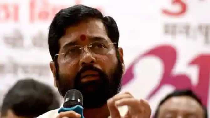 Maharashtra Floor Test : आम्ही उद्याच्या बहुमत चाचणीत सहभागी होणार, एकनाथ शिंदेंची गुवाहटीतून घोषणा, मुक्कामाबद्दल बोलायला नकार
