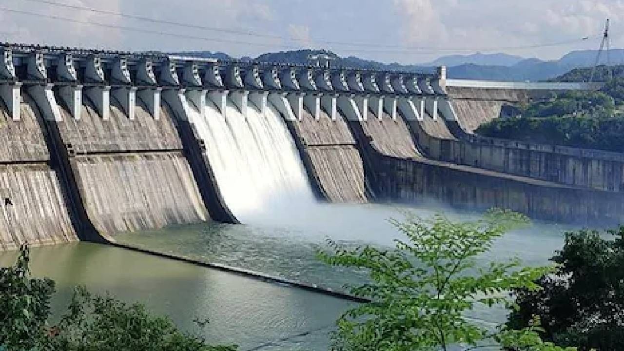 Water Storage :  राज्यातील धरणांमध्ये फक्त 21 टक्के जलसाठा, पाऊस लांबणीवर, बळीराजा चिंतेत...