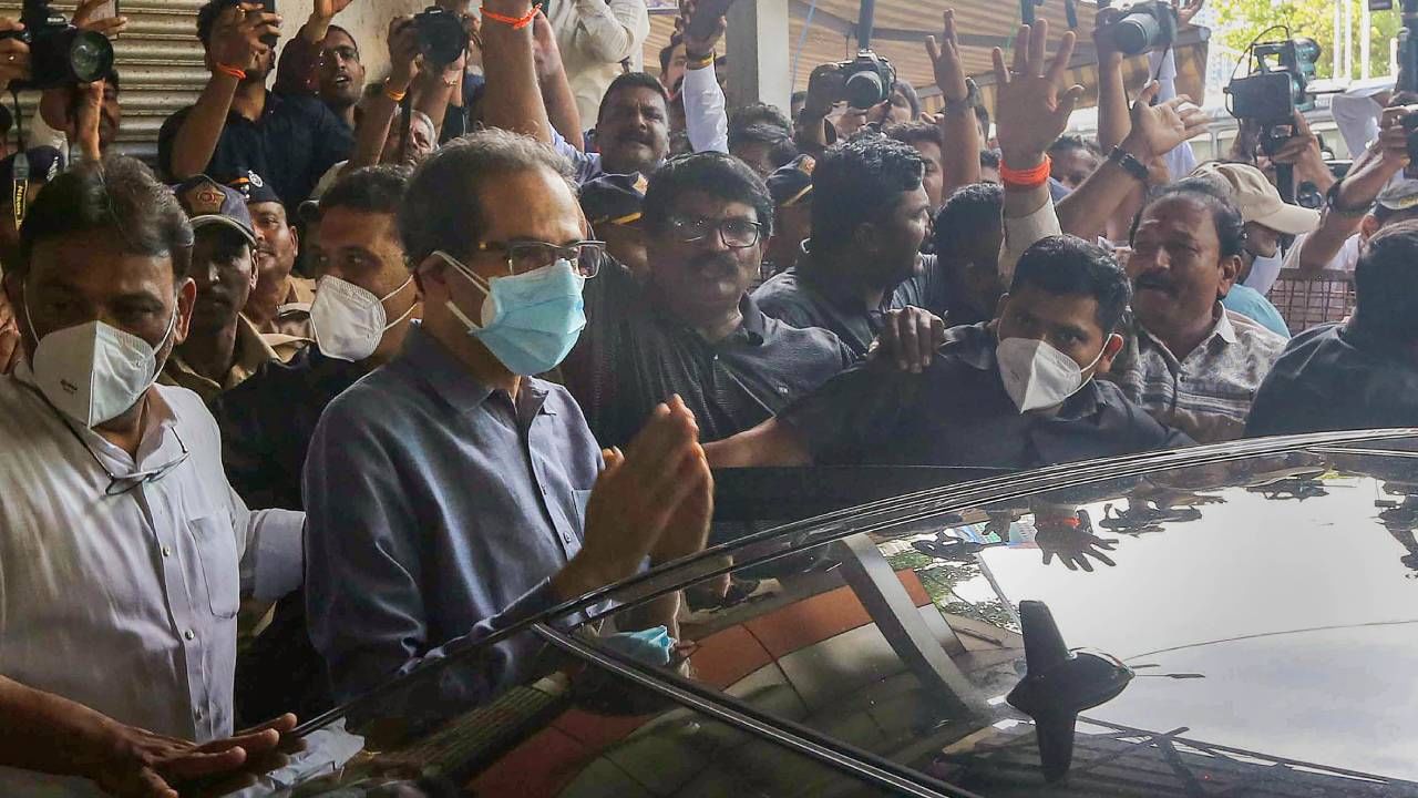 Uddhav Thackeray : उद्धव ठाकरे आजच मुख्यमंत्रीपदाचा राजीनामा देणार? जाणून घ्या 2 महत्त्वाच्या शक्यता