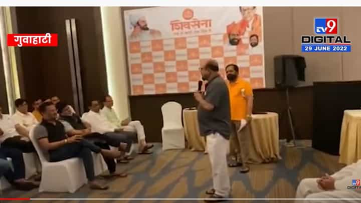 शायरीतून गुलाबराव पाटलांची संजय राऊतांवर जहरी टीका शायरीतून गुलाबराव पाटलांची संजय राऊतांवर जहरी टीका
