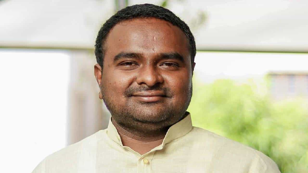 MLA Marriage, Jitesh Antapurkar : नवरदेव आमदारानं लग्नाचे विधी सोडून गाठली मुंबई, कारण पक्षादेश, राज्यात सत्तानाट्य, देगलुरात आमदाराच्या लग्नाची चर्चा