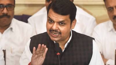 Devendra Fadnavis : मंत्रिपदासाठी जरा कळ सोसा, देवेंद्र फडणवीसांच्या भाजप आमदारांना सूचना