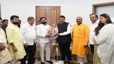 Devendra Fadnavis : मुहूर्त ठरला... देवेंद्र फडणवीस, एकनाथ शिंदे आज संध्याकाळीच शपथ घेणार, राजभवनावर रंगणार शपथविधी सोहळा