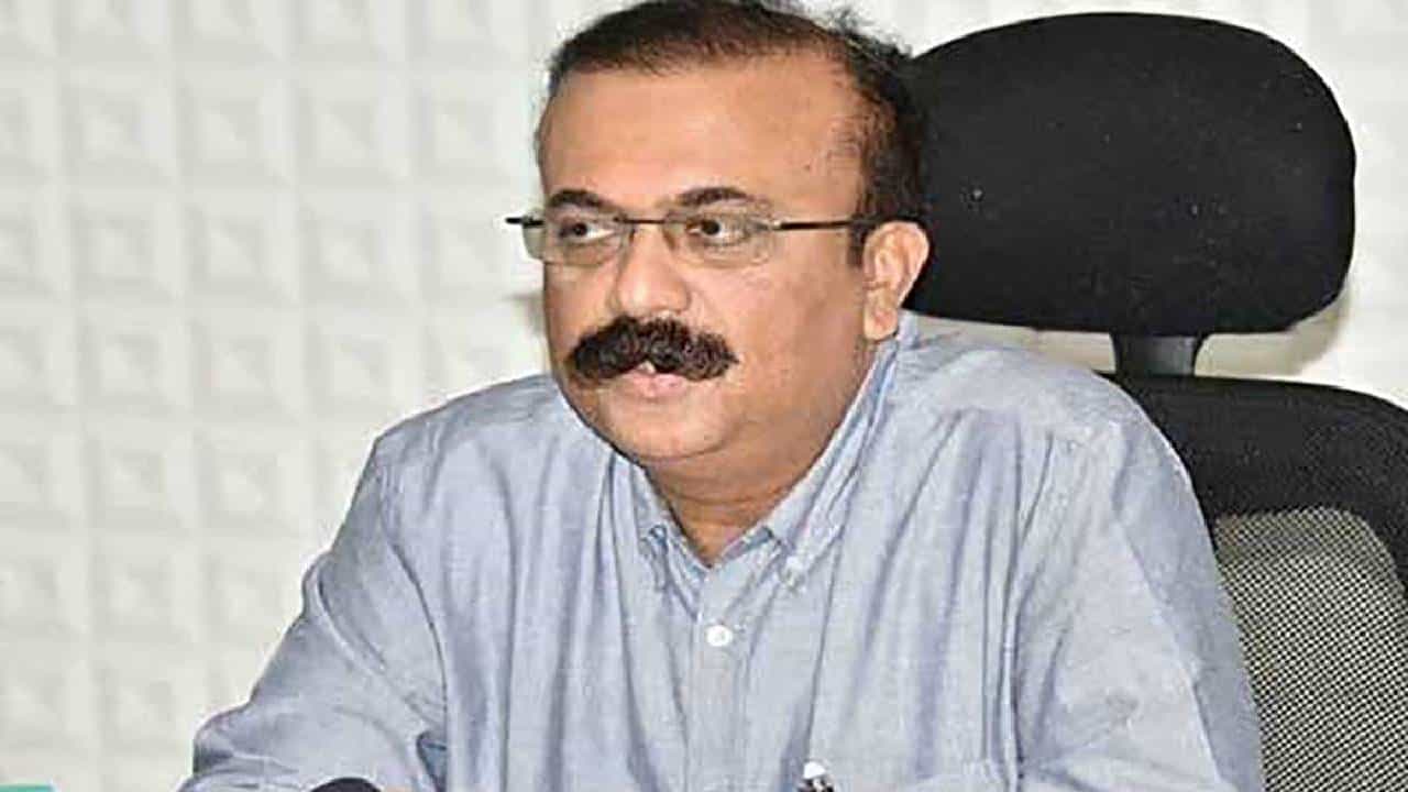 Task Force : मुख्यमंत्र्यांच्या निर्देशानुसार टास्क फोर्सची तातडीची बैठक, वाहतूक कोंडी आणि रस्त्यांवरील खड्ड्यांबाबत उपाययोजनांचे निर्देश