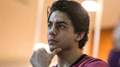 Aryan Khan: माझा पासपोर्ट परत द्या; आर्यन खानची कोर्टात याचिका दाखल