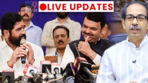 Eknath Shinde vs Shiv sena LIVE Updates : सर्वांना सज्ज राहण्याचे आदेश, मुख्यमंत्र्यांच्या बैठकीत काय झालं? वाचा