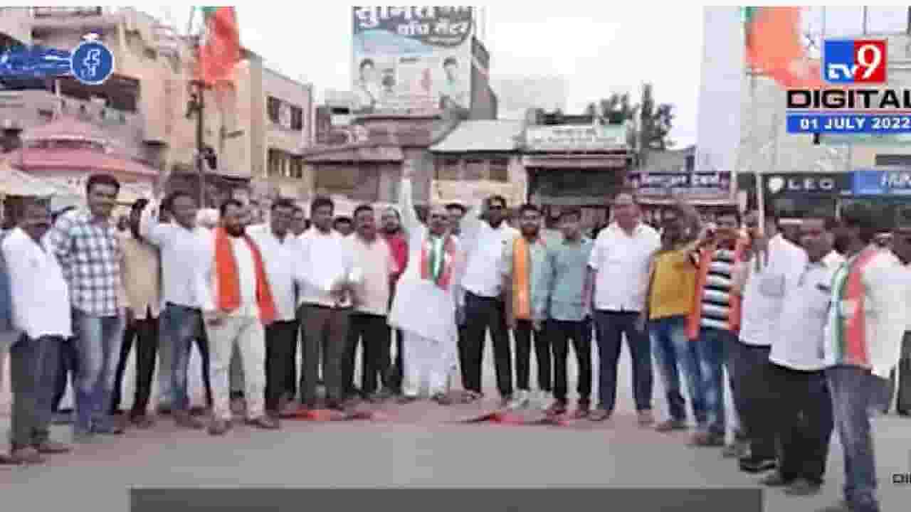 हिंगोलीत सत्ता बदलानंतर भाजप कार्यकर्त्यांचा जल्लोष हिंगोलीत सत्ता बदलानंतर भाजप कार्यकर्त्यांचा जल्लोष