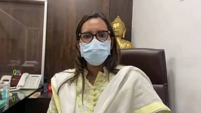 Varsha Gaikwad : महाविकास आघाडीनं जाता जाता हे दोन महत्त्वाचे निर्णय घेतले; वर्षा गायकवाड यांची ट्विटद्वारे माहिती