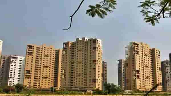 Real Estate : पुण्यात घरांची विक्री मंदावली; आगामी सणासुदीच्या काळात गृह खरेदीदार वाढतील, रिअल इस्टेट अभ्यासकांना आशा