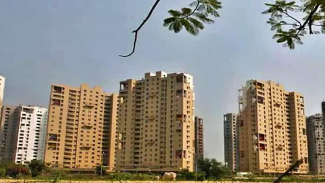Real Estate : पुण्यात घरांची विक्री मंदावली; आगामी सणासुदीच्या काळात गृह खरेदीदार वाढतील, रिअल इस्टेट अभ्यासकांना आशा