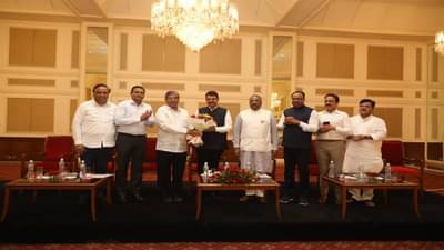 Devendra Fadnavis : भाजपकडून छोटे मन आणि मोठे मनाची उगाचं चर्चा, सामना अग्रलेखातून जोरदार टीका