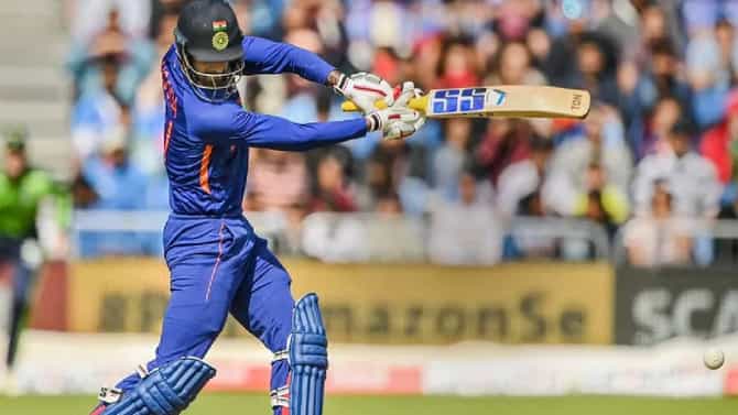 IND vs ENG: दीपक हुड्डा सुसाट, दिनेश कार्तिकच्या नेतृत्वाखाली भारताचा पहिल्या टी 20 मध्ये मोठा विजय