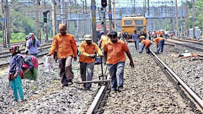 हार्बर आणि ट्रान्स हार्बरवर मेगा ब्लॉक, ठाणे-वाशी-नेरुळ मार्गावर एकही लोकल धावणार नाही; मध्य रेल्वेवर NO MEGA BLOCK