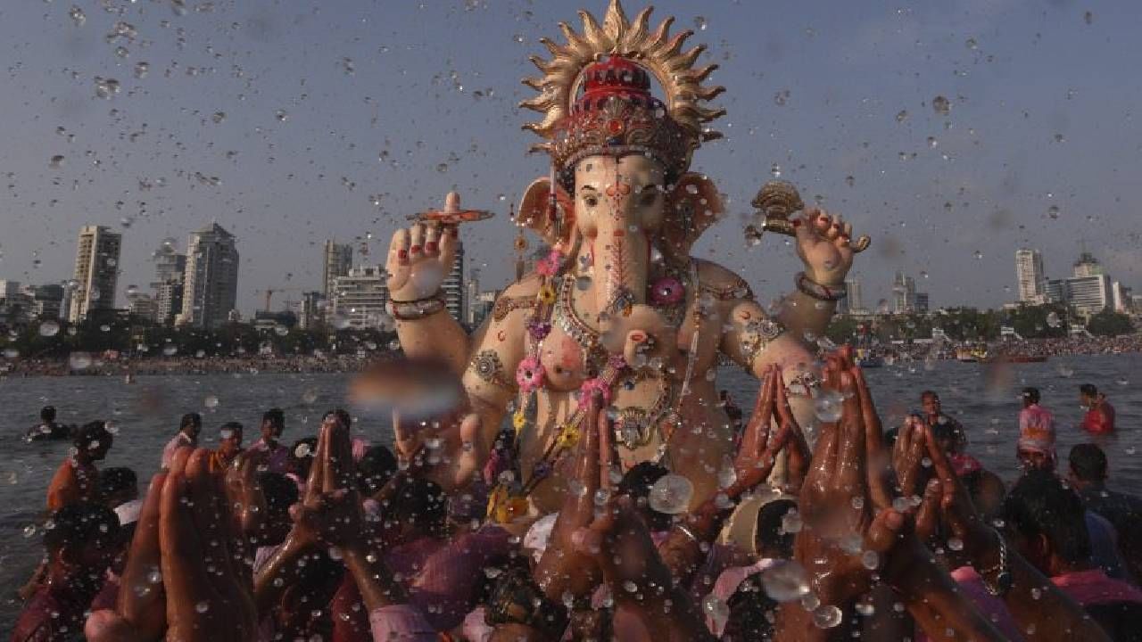 Ganeshotsav: बाप्पाच्या आगमनाला अवघे काही दिवस, कोरोनाच्या पार्श्वभूमीवर पालिकेकडून खबरदारी, विसर्जनाच्या नोंदणीसाठी ऑनलाईन सुविधा उपलब्ध