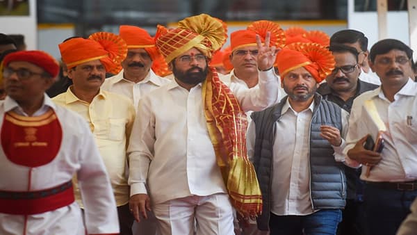 Eknath Shinde : आम्ही म्हणजेच शिवसेना शिंदेंचा विधानभवनात पुनरुच्चार; भाजपाच्या केंद्रीय नेतृत्वाचेही मानले आभार