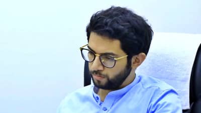 खूप प्रेम असल्यानं आम्हाला धोका दिला; आदित्य ठाकरेंचा शिंदे गटाबाबत नेमकं काय म्हणाले? पाहा व्हिडिओ