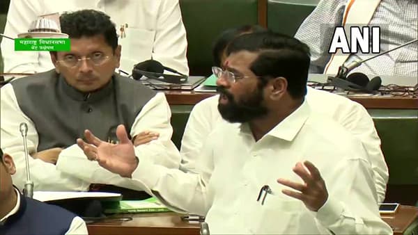 Eknath Shinde : हा तर उठाव, शहीद झालो तरी चालेल पण मागे हटायचे नाही, मुख्यमंत्री एकनाथ शिंदेंनी सांगितले बंडाचे कारण