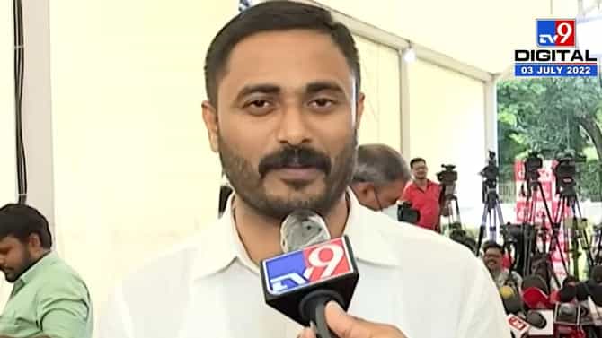 Devendra Bhuyar : राज्याच्या इतिहासातील एक नंबरचा होपलेस आणि बोगस राज्यपाल; देवेंद्र भुयार यांचा तोल सुटला