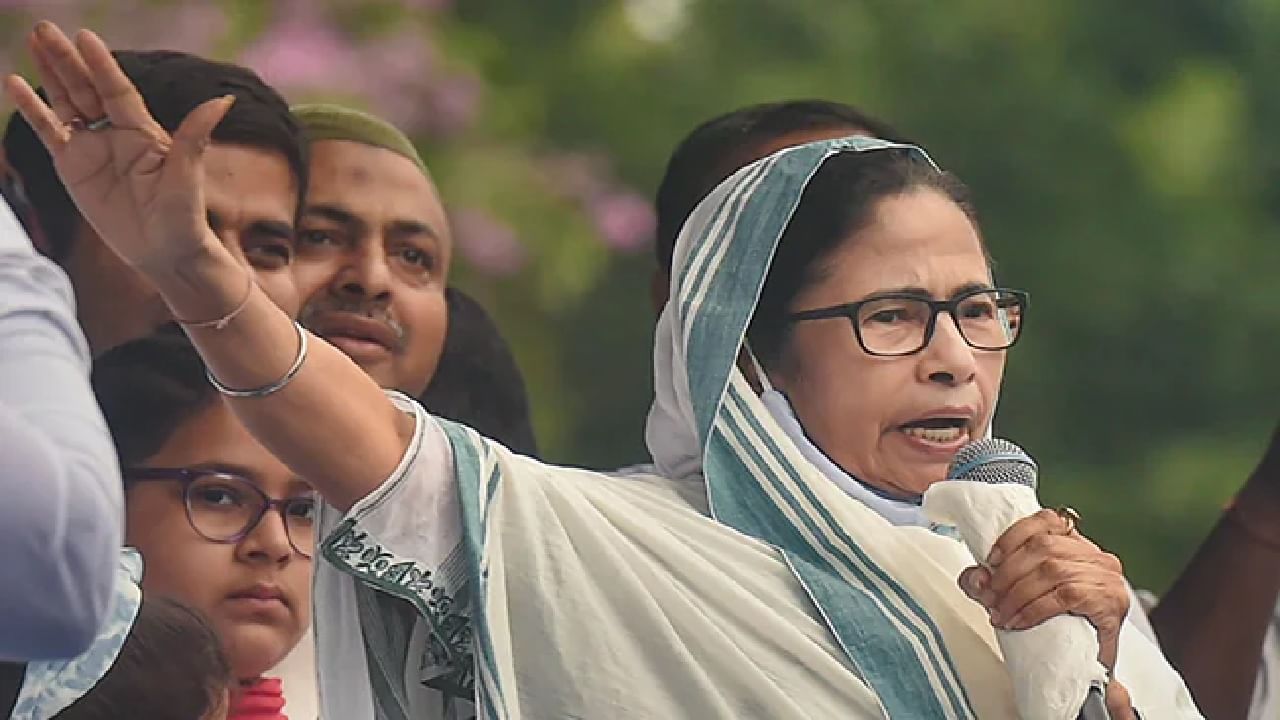 Mamata Banerjee : सत्ता मिळवली पण महाराष्ट्राचे मन जिंकलेले नाही, भाजपसाठी जनता बुलडोझर बनेल ममता बॅनर्जींना विश्वास