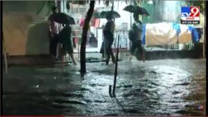 Mumbai Rains Updates | मुंबई आणि उपनगरात रात्री जोरदार पाऊस-