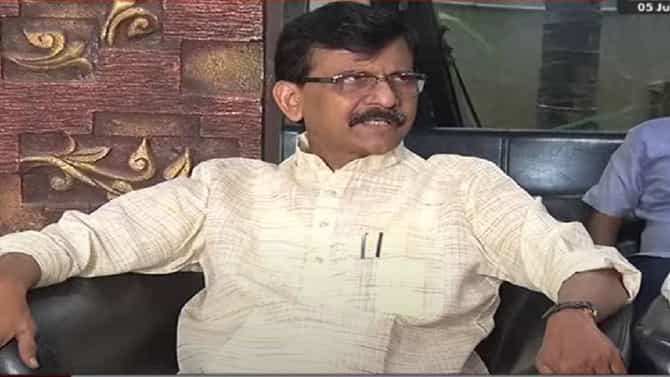 Sanjay Raut : त्या चार लोकांमुळेच तुम्हाला कालपर्यंत सत्ता मिळाली; राऊतांचा पलटवार