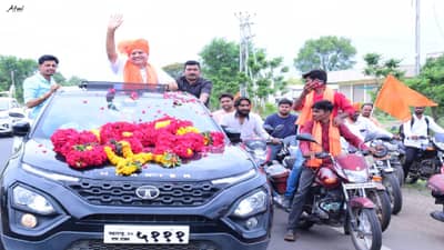 Aurangabad | बंडखोराचं औरंगाबादेत इनकमिंग सुरू, वैजापुरात रमेश बोरनारेंचं तगडं शक्तिप्रदर्शन, भूमरेही पैठणमध्ये!